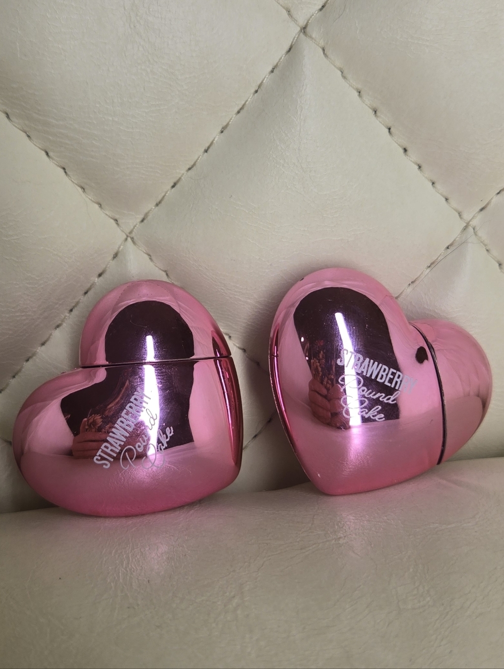 Bath & Body Works Strawberry Pound Cake Heart Lip Oil Set